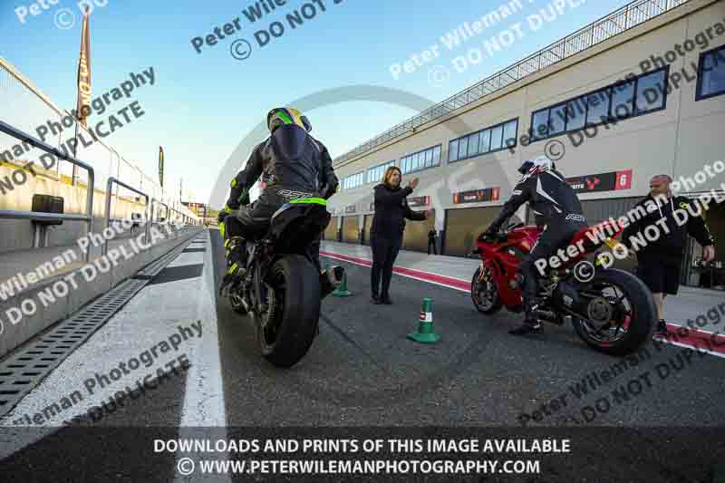 cadwell no limits trackday;cadwell park;cadwell park photographs;cadwell trackday photographs;enduro digital images;event digital images;eventdigitalimages;navarra;no limits trackdays;peter wileman photography;racing digital images;trackday digital images;trackday photos